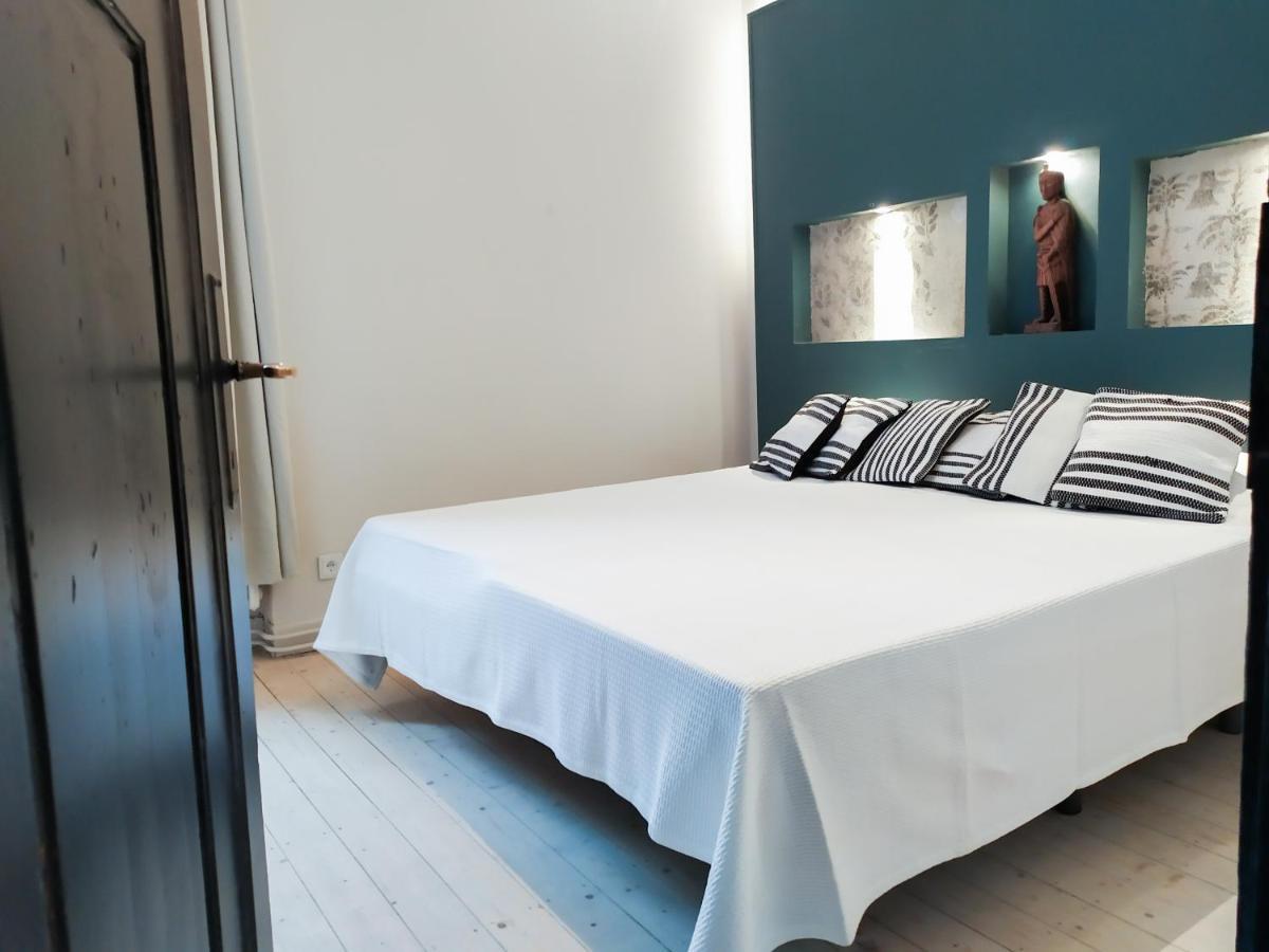 Alte Schule Gaestehaus - Fraeulein Apartment Битбург Экстерьер фото